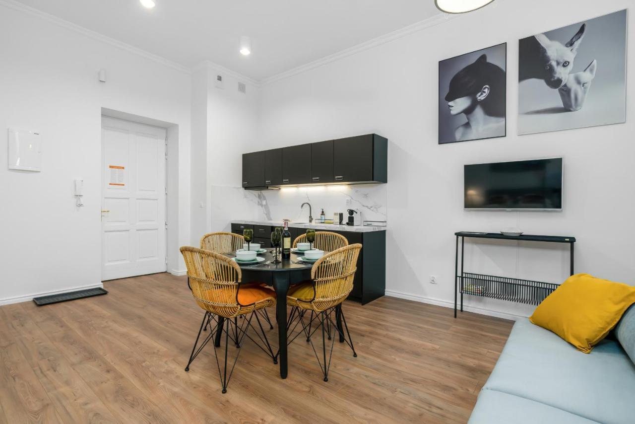 Deluxe Mtp Apartments Matejki By Noclegi Renters Poznan Dış mekan fotoğraf